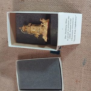 23kt Gold Danbury Mint Ornament - 1998 North Pole Lighthouse